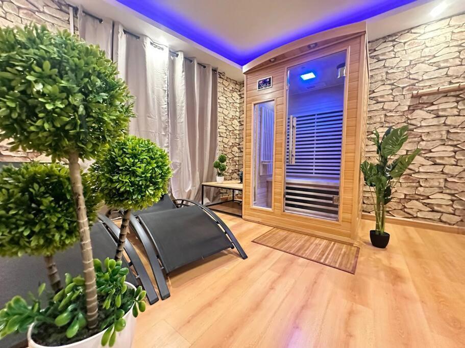 E Servagnat T3 Luxe Avec Sauna Jacuzzi Et Hammam Epernay Exterior photo